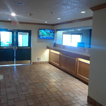 Intown Suites Houston Intercontinental Eksteriør bilde