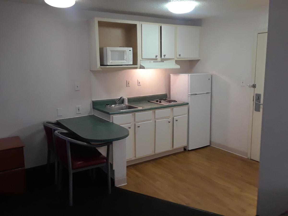 Intown Suites Houston Intercontinental Eksteriør bilde