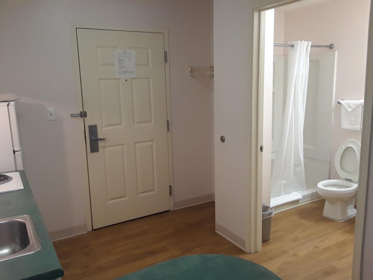 Intown Suites Houston Intercontinental Eksteriør bilde