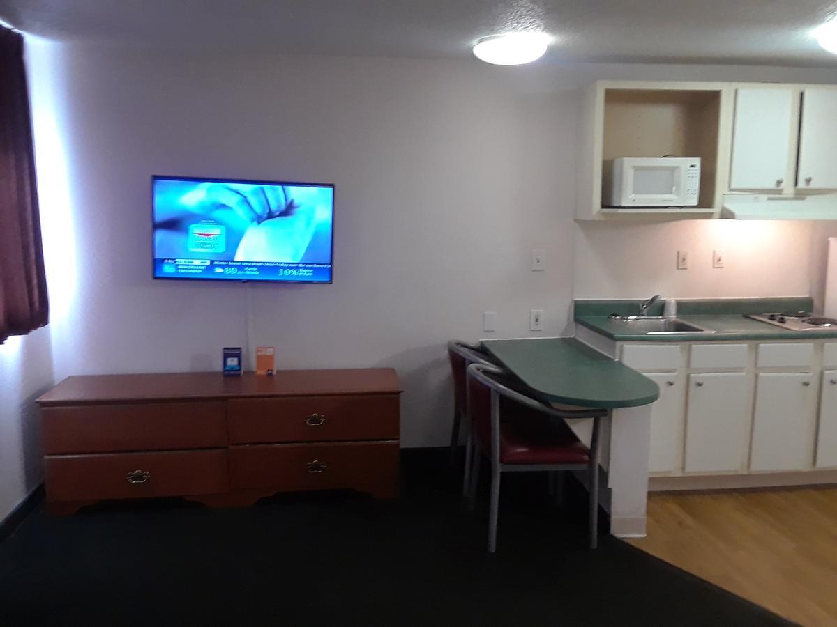 Intown Suites Houston Intercontinental Eksteriør bilde